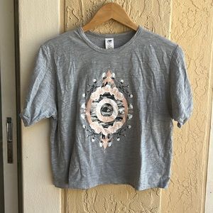 New Balance Yoga Graphic Cropped Tee Gray Size Large